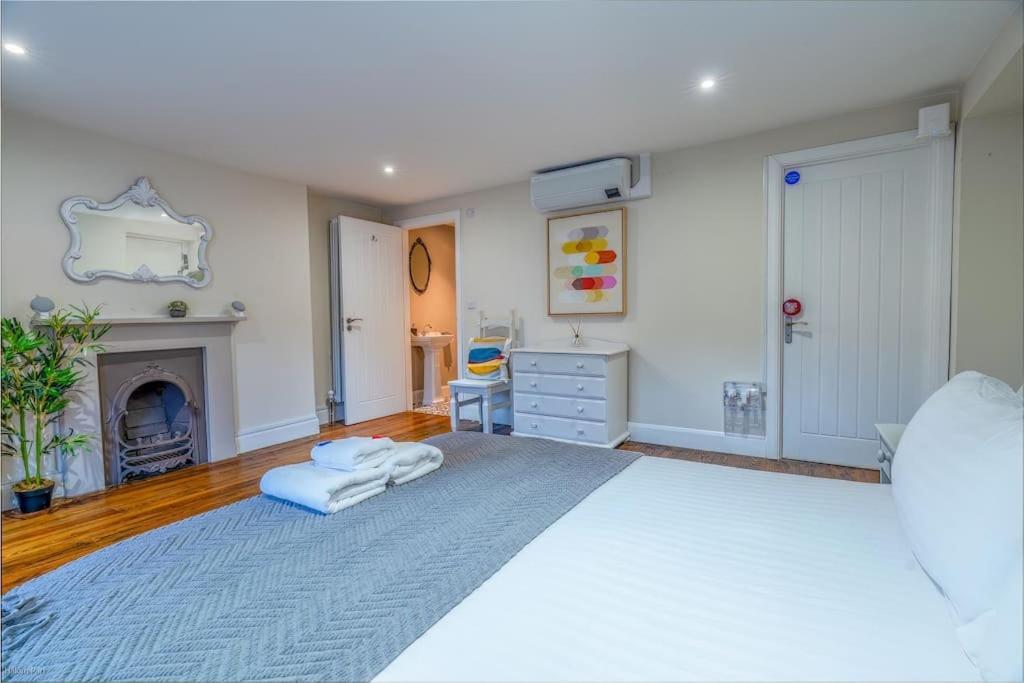 Smart-Home In Original Victorian Building Bristol Bagian luar foto