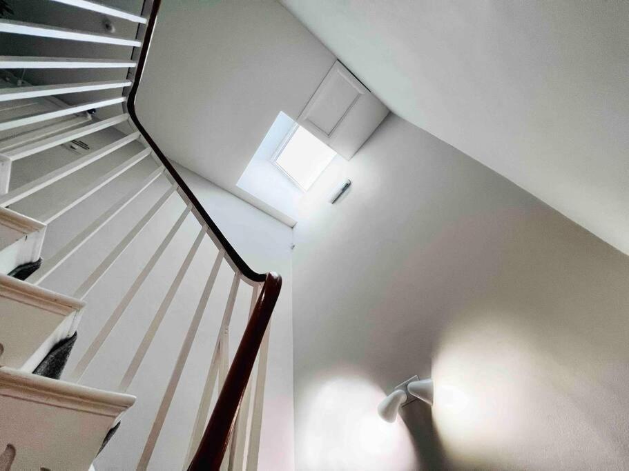 Smart-Home In Original Victorian Building Bristol Bagian luar foto